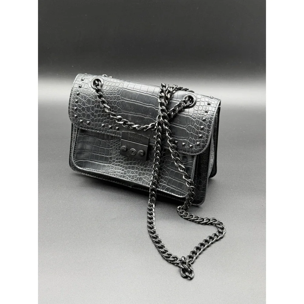 Badgley Mischka striking badgley